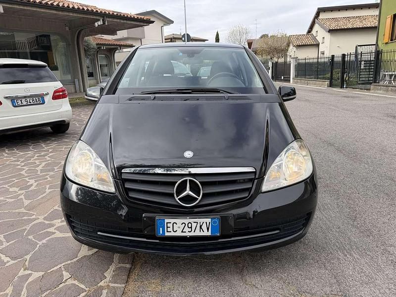 Usata Mercedes A180 Executive 109 CV (80 kW) 2010 Nero Berlina