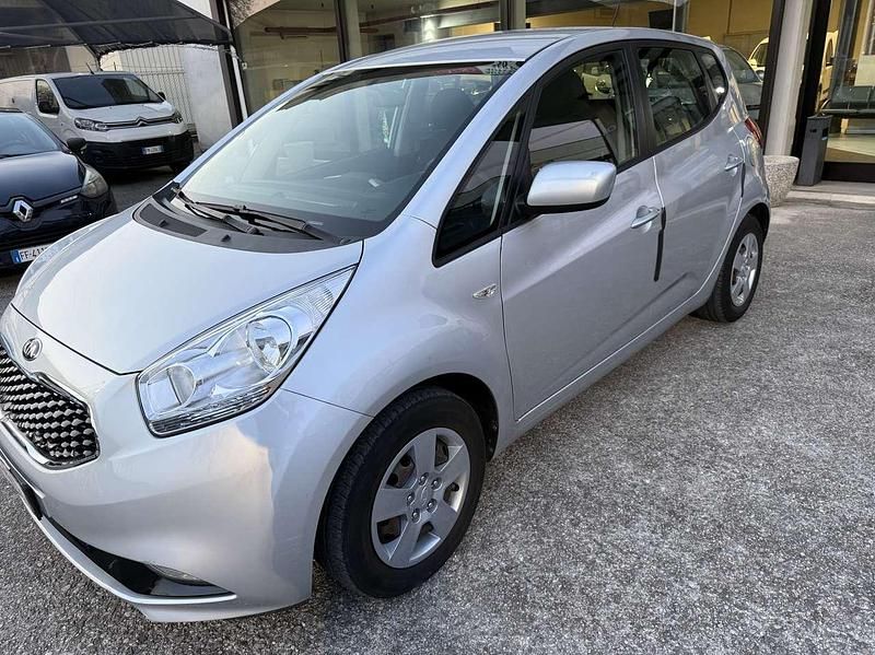 Usata Kia Venga 90 CV (66 kW) 2019 Other Utilitaria