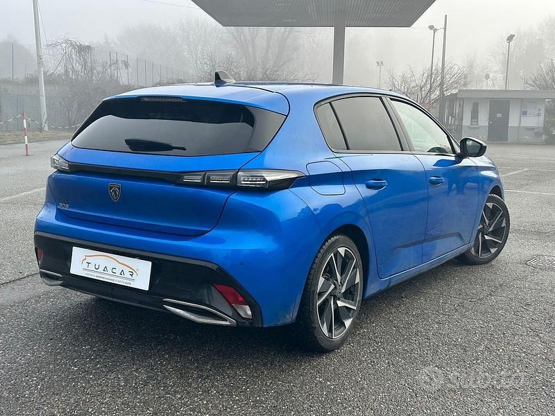 Usata Peugeot 308 Allure 131 CV (96 kW) 2023 Blu Berlina