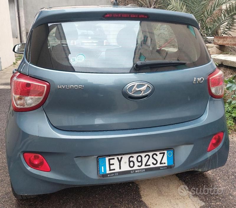 Usata Hyundai i10 2015 Grigio Utilitaria