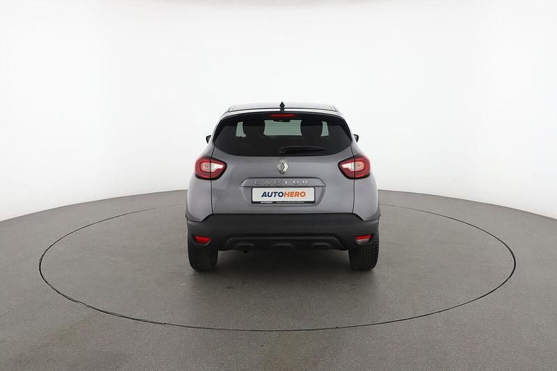 Usata Renault Captur 90 CV (66 kW) 2019 Grigio SUV