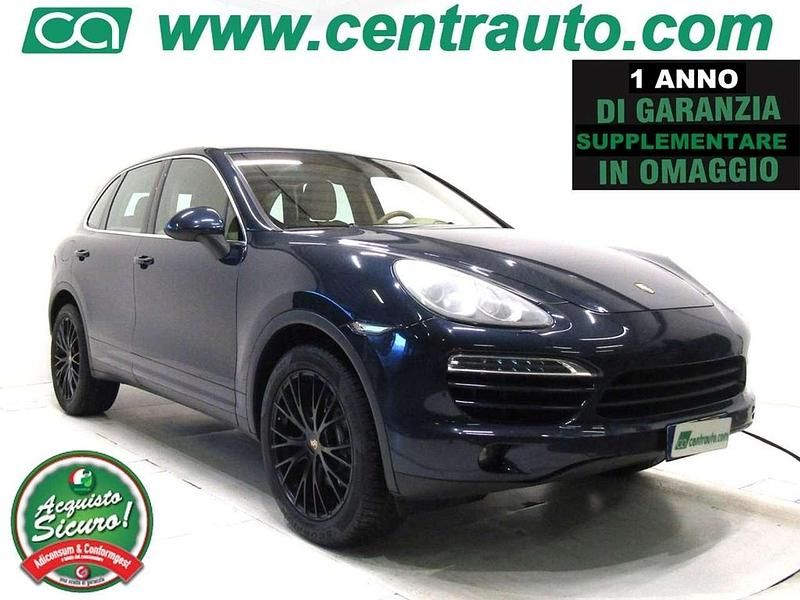 Usata Porsche Cayenne 245 CV (180 kW) 2012 Blu scuro SUV