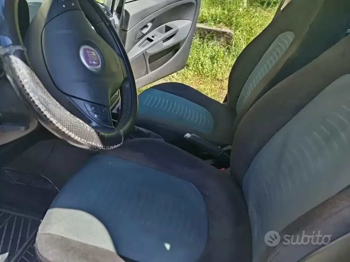 Usata Fiat Grande Punto 90 CV (66 kW) 2008 Nero Utilitaria