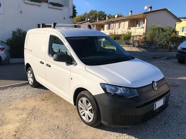 Usata VW Caddy Business 102 CV (75 kW) 2021 Bianco Monovolume