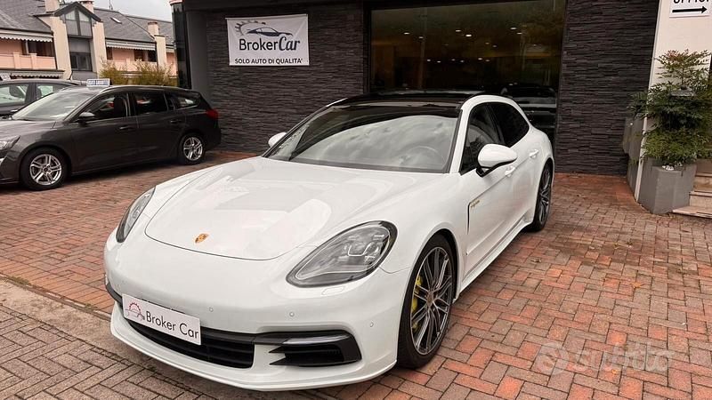 Usata Porsche Panamera Sport Turismo 330 CV (242 kW) 2018 Bianco Berlina