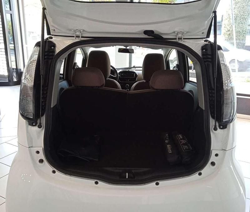 Usata Citroën C-zero Seduction 35 kW (48 CV) 2020 Polar white Utilitaria