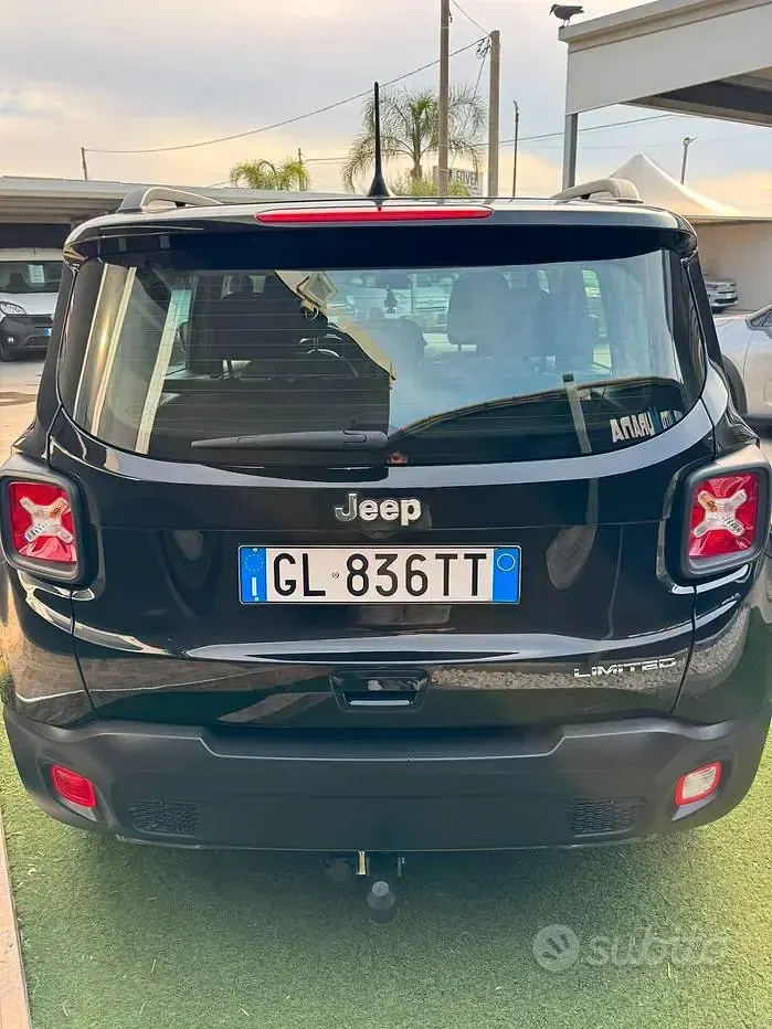 Usata Jeep Renegade Limited 130 CV (95 kW) 2022 Nero SUV