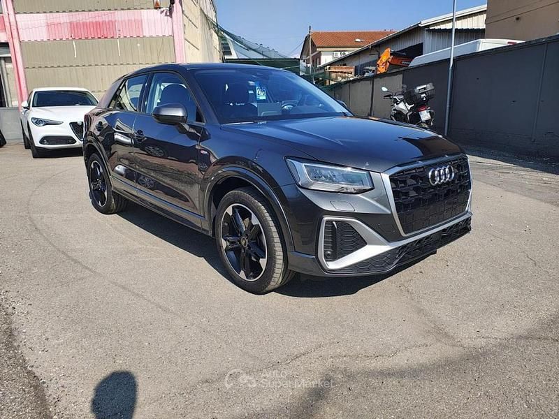 Usata Audi Q2 S-Line 116 CV (85 kW) 2025 Grigio SUV
