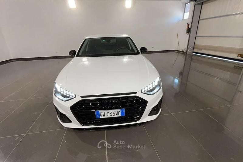 Usata Audi A4 S-Line 136 CV (100 kW) 2024 Bianco Berlina
