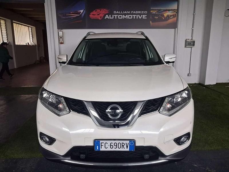 Usata Nissan X-Trail Acenta Premium 131 CV (96 kW) 2016 Bianco SUV