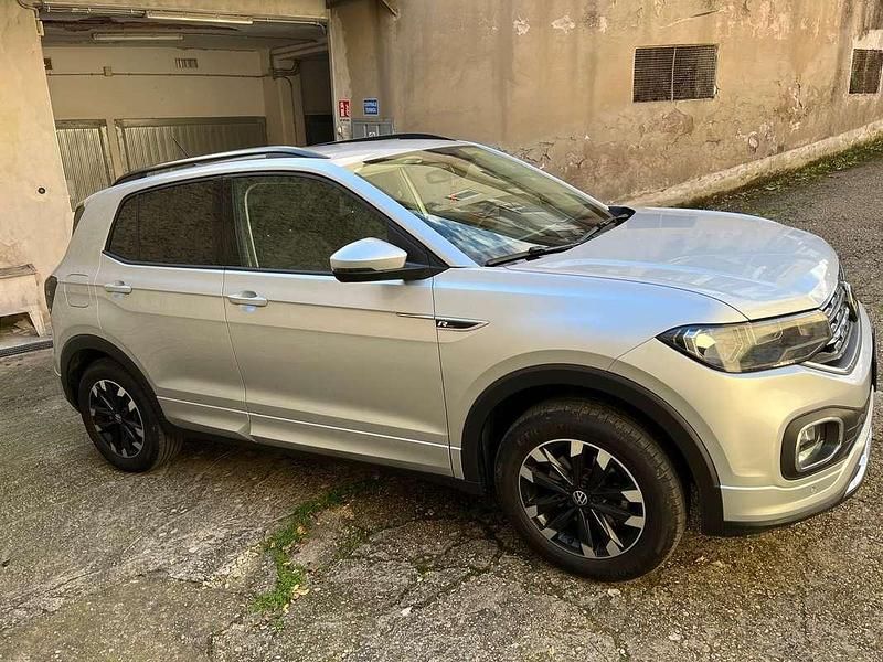 Usata VW T-Cross R-line 116 CV (85 kW) 2024 Grigio SUV