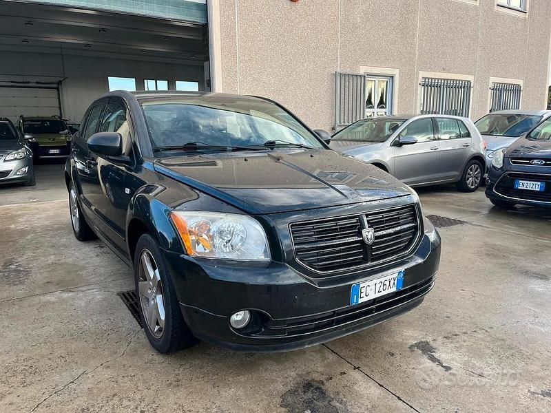 Usata Dodge Caliber SXT 140 CV (102 kW) 2010 Nero Utilitaria