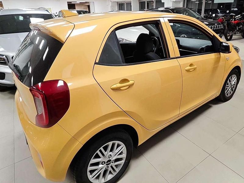 Usata Kia Picanto Urban 67 CV (49 kW) 2023 Giallo Utilitaria