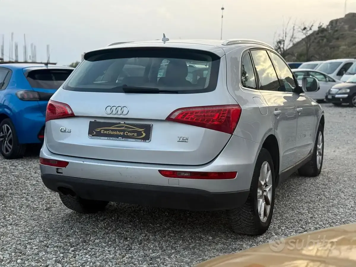 Usata Audi Q5 170 CV (125 kW) 2011 Grigio SUV