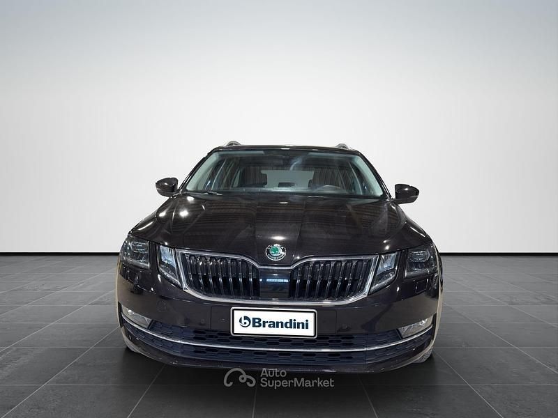 Begagnad Skoda Octavia G-TEC Executive 131 HK (96 kW) 2020 Svart Kombi