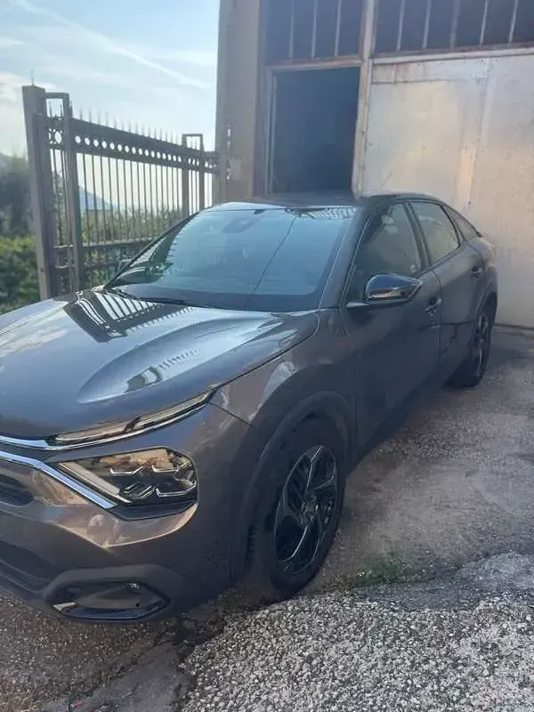 Usata Citroën C4 Shine 110 CV (80 kW) 2022 Berlina
