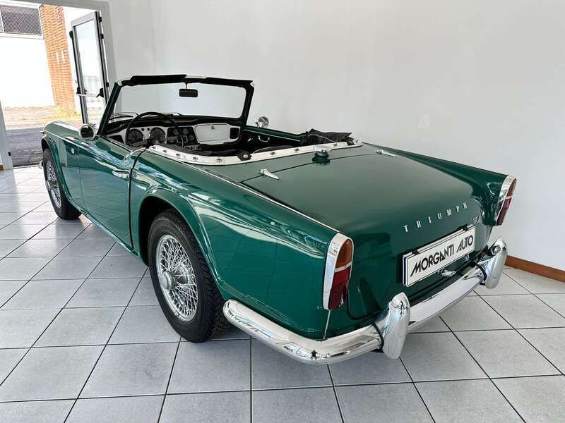 Usata Triumph TR4 101 CV (74 kW) 1963 Verde Cabrio