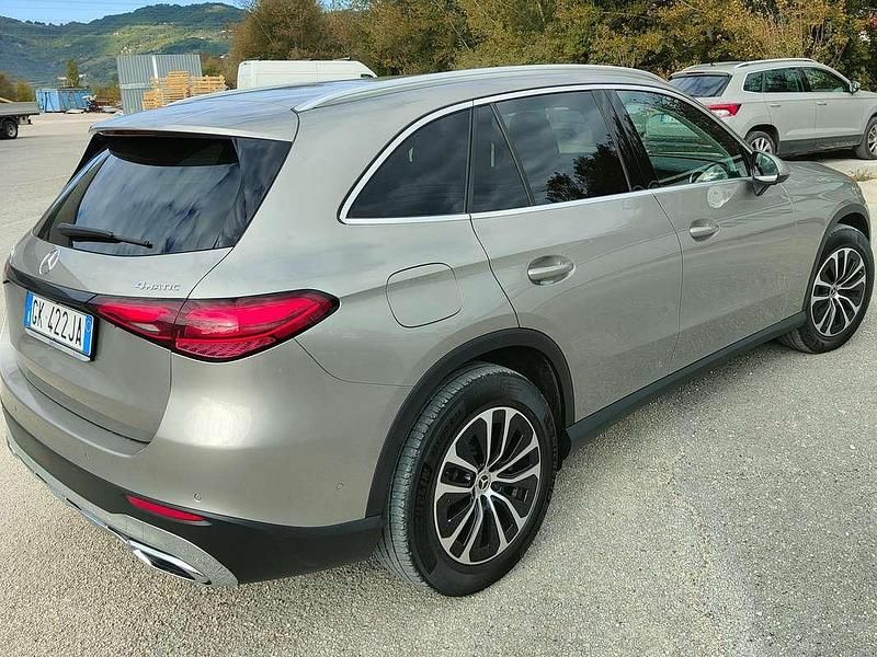 Usata Mercedes GLC220 Advanced 197 CV (144 kW) 2023 Beige SUV