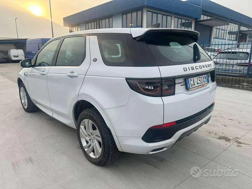 Usata Land Rover Discovery Sport R-Dynamic 239 CV (175 kW) 2020 Bianco SUV