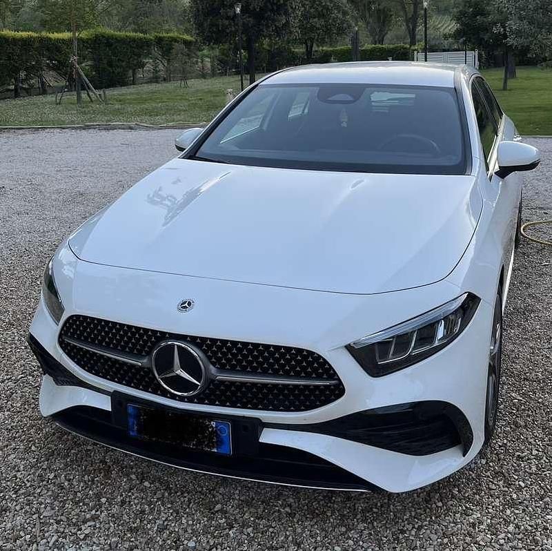 Begagnad Mercedes A200 Advanced Plus 150 HK (110 kW) 2023 Sedan