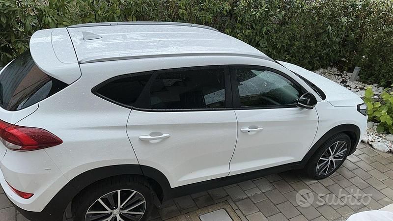 Usata Hyundai Tucson Xpossible 116 CV (85 kW) 2018 Bianco SUV