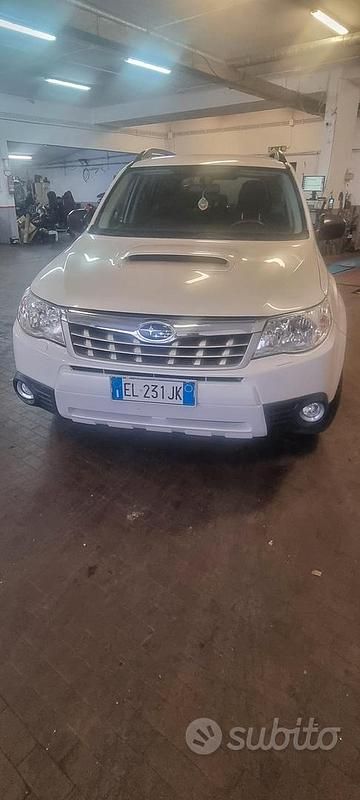 Usata Subaru Forester 2012 Bianco SUV