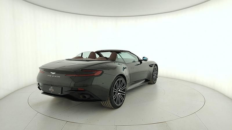 Usata Aston Martin DB12 680 CV (500 kW) 2024 Nero Cabrio