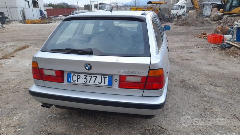Usata BMW 525 192 CV (141 kW) 1993 Grigio Station wagon