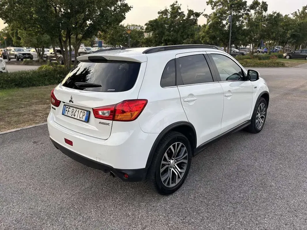 Usata Mitsubishi ASX Instyle 150 CV (110 kW) 2016 SUV