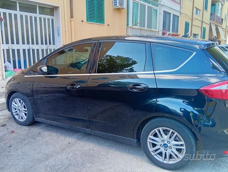 Usata Ford C-MAX 115 CV (84 kW) 2013 Nero Monovolume