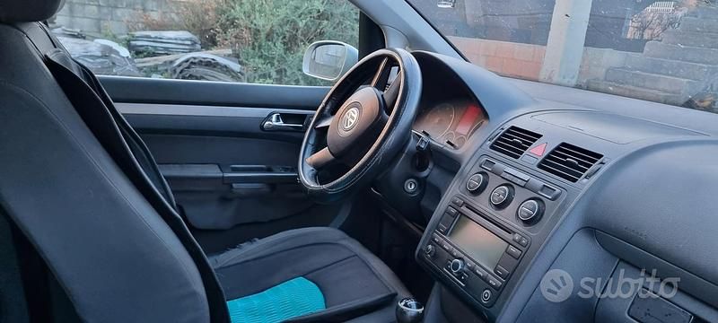 Usata VW Touran 105 CV (77 kW) 2006 Grigio Monovolume