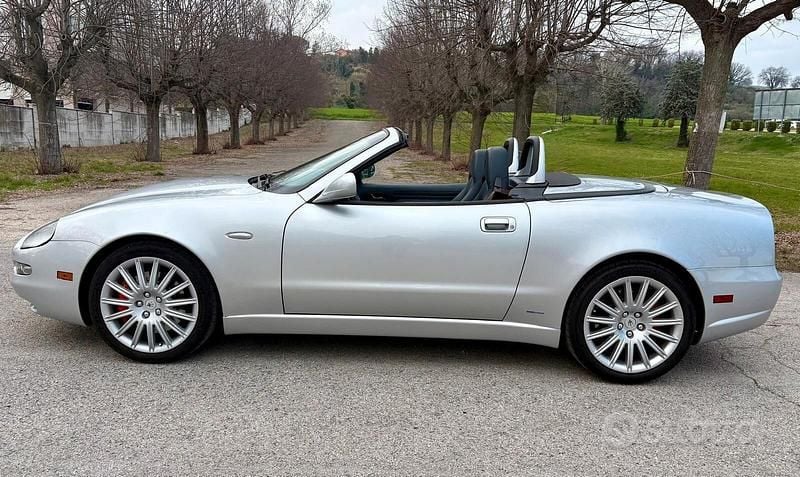 Usata Maserati Spyder 390 CV (286 kW) 2003 Grigio Cabrio