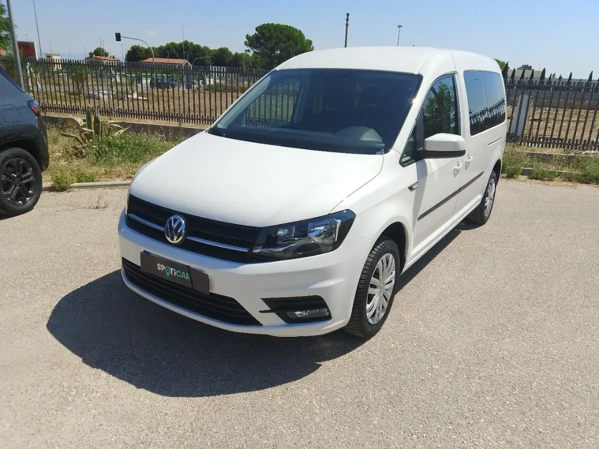Usata VW Caddy 102 CV (75 kW) 2017 Bianco Monovolume