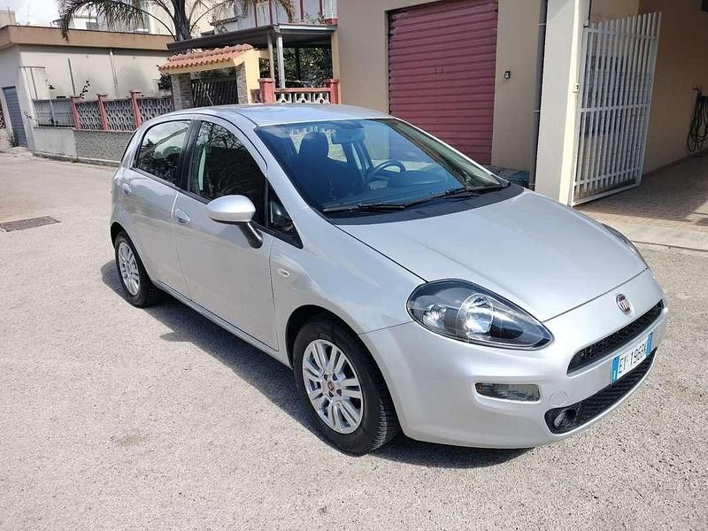Usata Fiat Punto Evo Dynamic 86 CV (63 kW) 2014 Argento Utilitaria