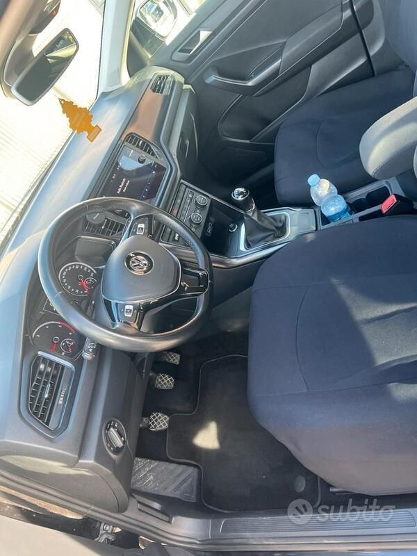 Usata VW T-Roc Style 116 CV (85 kW) 2018 Nero SUV