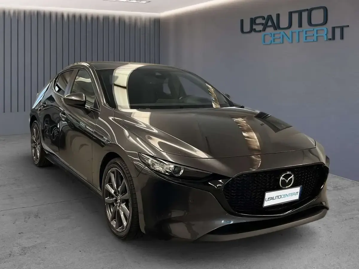 Usata Mazda 3 Exclusive 150 CV (110 kW) 2021 Grigio Berlina