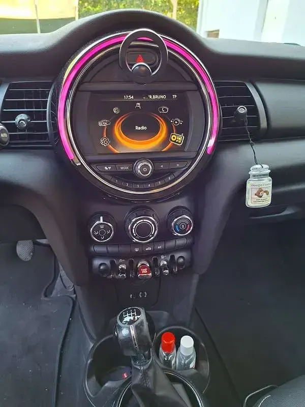 Usata Mini One D 102 CV (75 kW) 2015 Nero Utilitaria