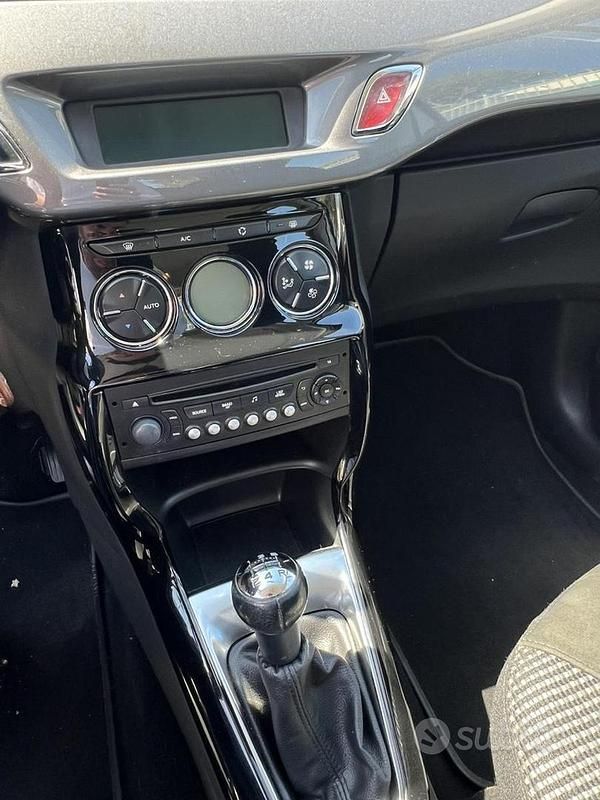 Usata Citroën C3 68 CV (50 kW) 2014 Bianco Berlina