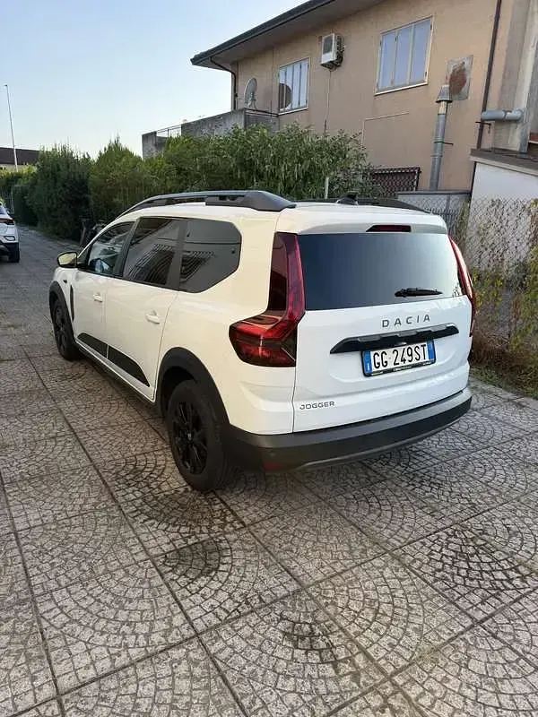 Usata Dacia Jogger Extreme 101 CV (74 kW) 2022 Monovolume