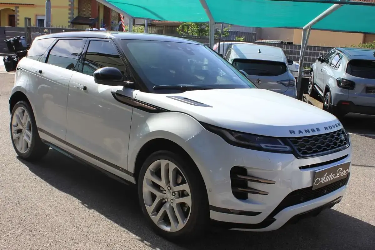 Usata Land Rover Range Rover evoque First Edition 249 CV (183 kW) 2019 Bianco SUV