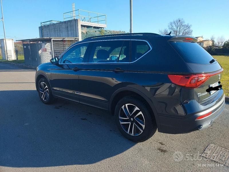 Usata Seat Tarraco Business 150 CV (110 kW) 2023 Grigio SUV