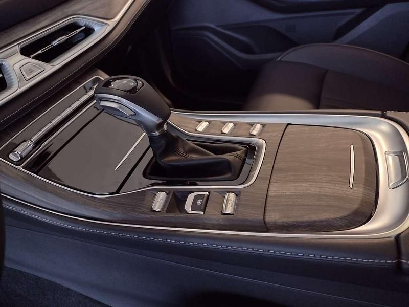 Nuova DFSK Fengon 177 CV (130 kW) 2025 Grigio chiaro SUV