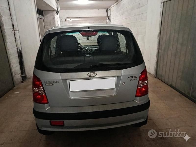 Usata Hyundai Atos 59 CV (43 kW) 2008 Grigio Utilitaria