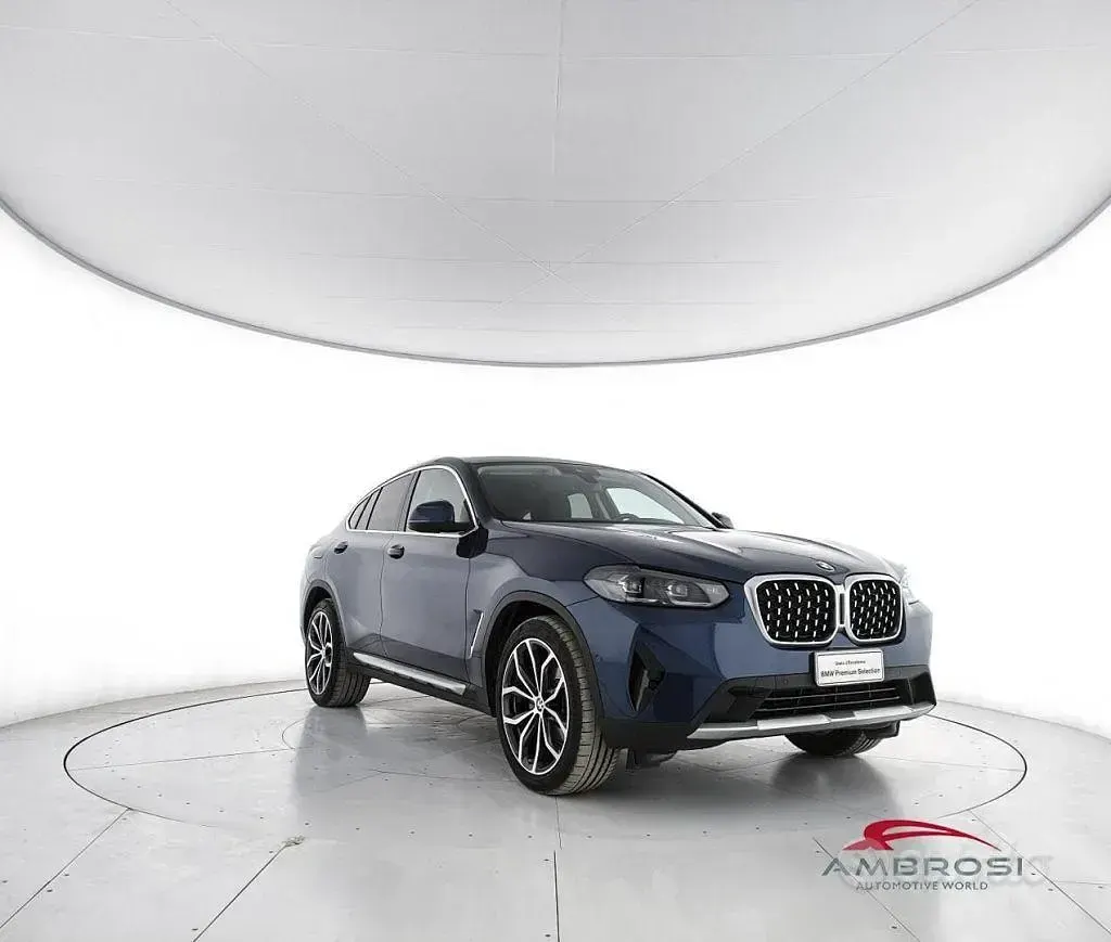 Usata BMW X4 Comfort Edition 190 CV (139 kW) 2022 Blu SUV