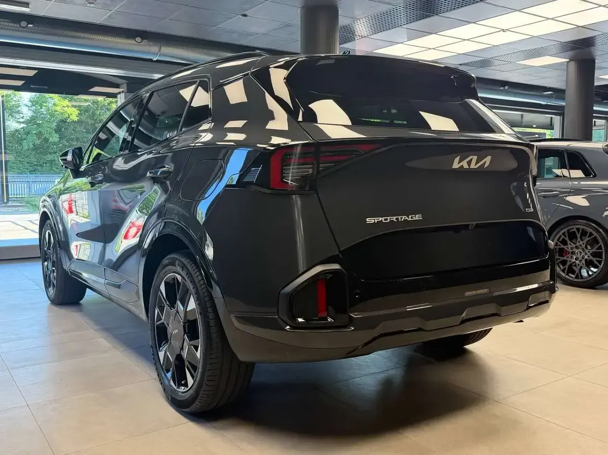 Nuova Kia Sportage GT-Line 239 CV (175 kW) 2026 Grigio SUV