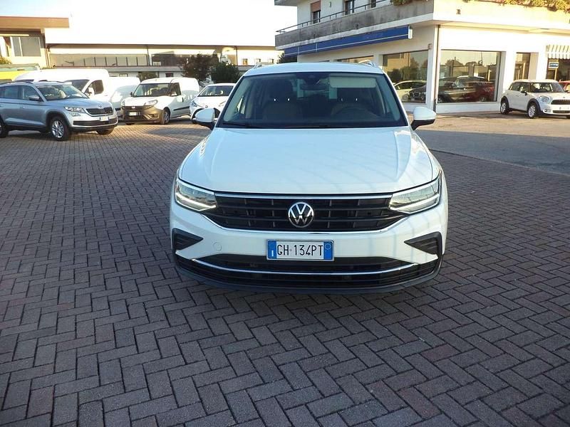 Usata VW Tiguan Life 150 CV (110 kW) 2021 Bianco SUV