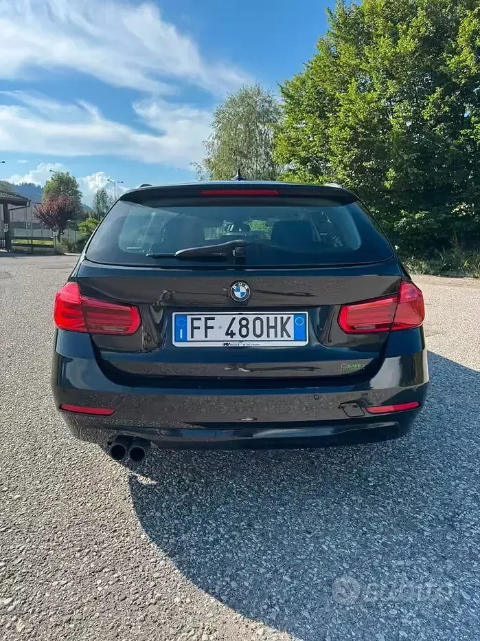 Usata BMW 320 Luxury Line 190 CV (139 kW) 2016 Nero Station wagon