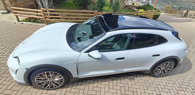 Usata Porsche Taycan Cross Turismo 139 kW (190 CV) 2021 Station wagon