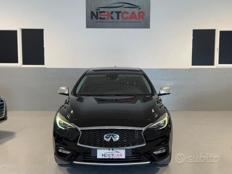 Usata Infiniti Q30 Premium 109 CV (80 kW) 2017 Nero Berlina