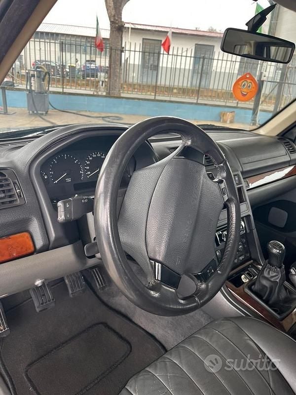 Usata Land Rover Range Rover 136 CV (100 kW) 1998 Grigio SUV